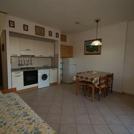 Paola Appartement *